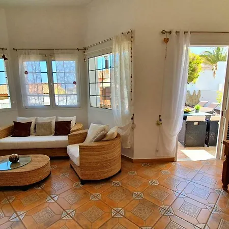 Apartment Casa Blanca - - Glasfaserinternet - Meerblick Tarajalejo